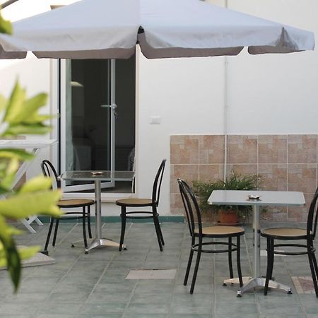 B&B Sunrise Porto Cesareo Eksteriør billede