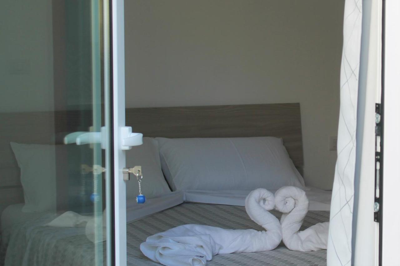 B&B Sunrise Porto Cesareo Eksteriør billede